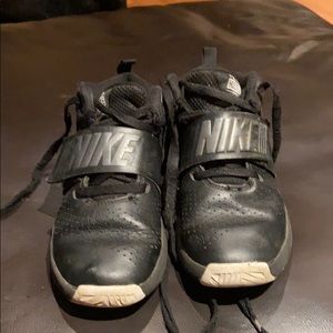 Youth Nike Sneaker, good condition